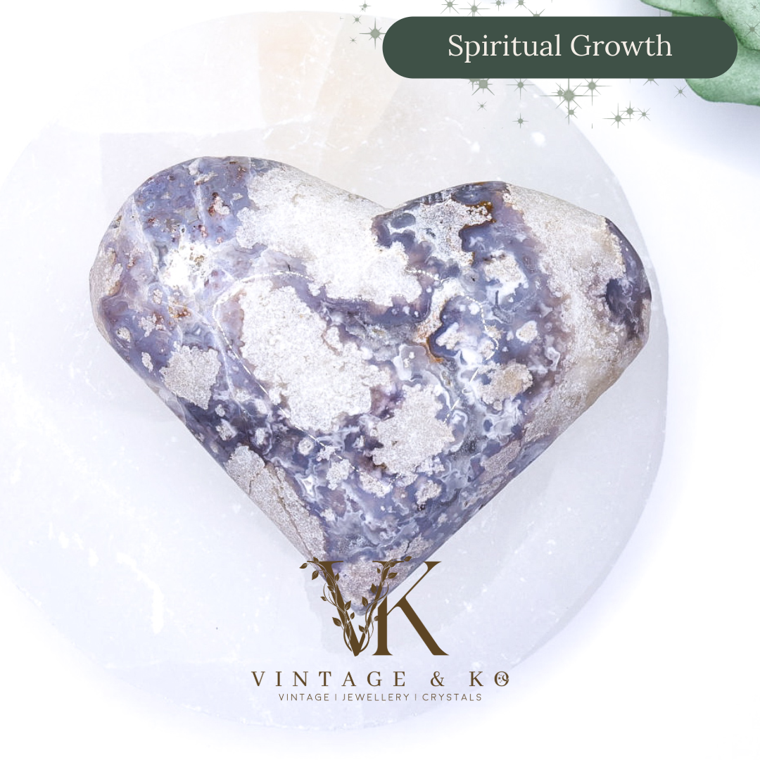 Purple Vug Agate Heart 146g Medium Size 8cm | #3