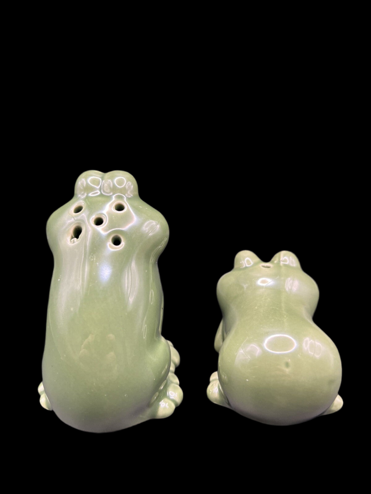Naughty Playful Frogs Collectible Salt and Pepper Shakers