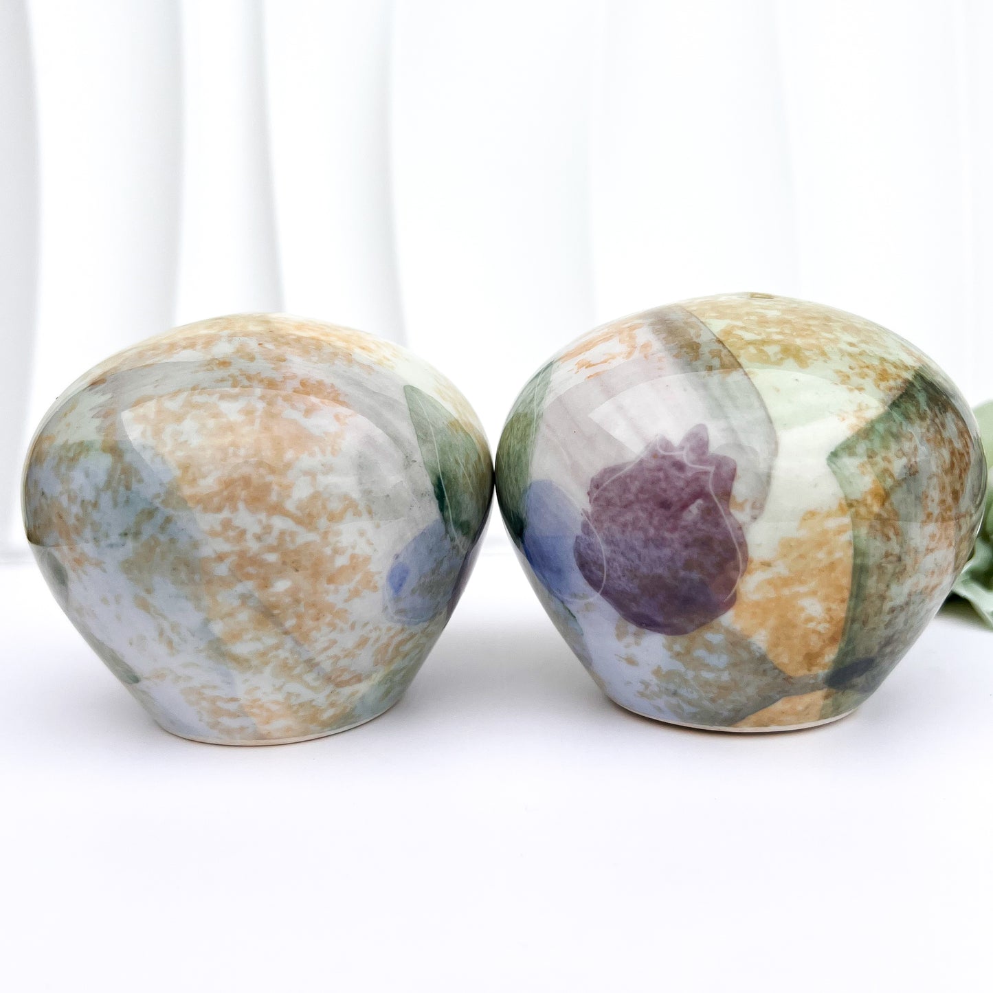 Robert Gordon Vintage Ceramic Salt & Pepper Shakers