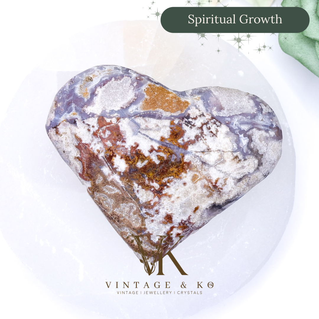 Purple Vug Agate Heart 147g Medium Size 8cm |#2