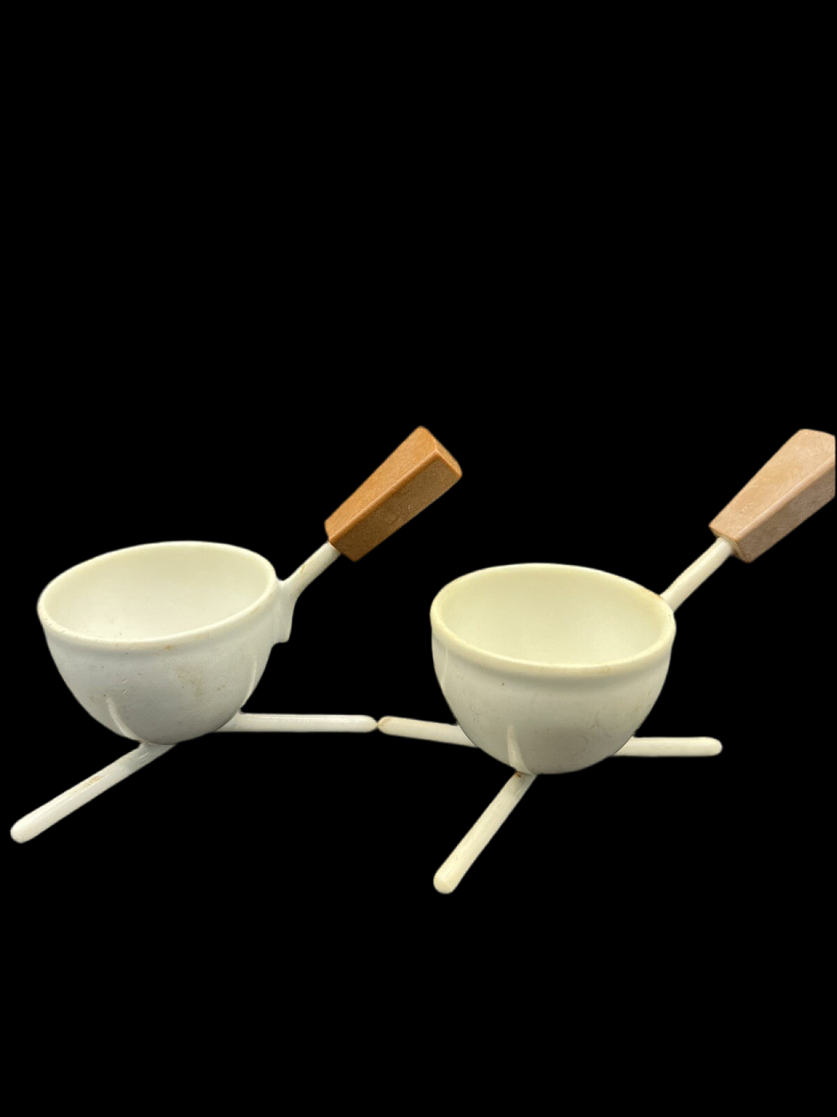 Rare Set Of 6 Tripod Egg Cups Mid-Century Modern, Retro Kitchen Accessories