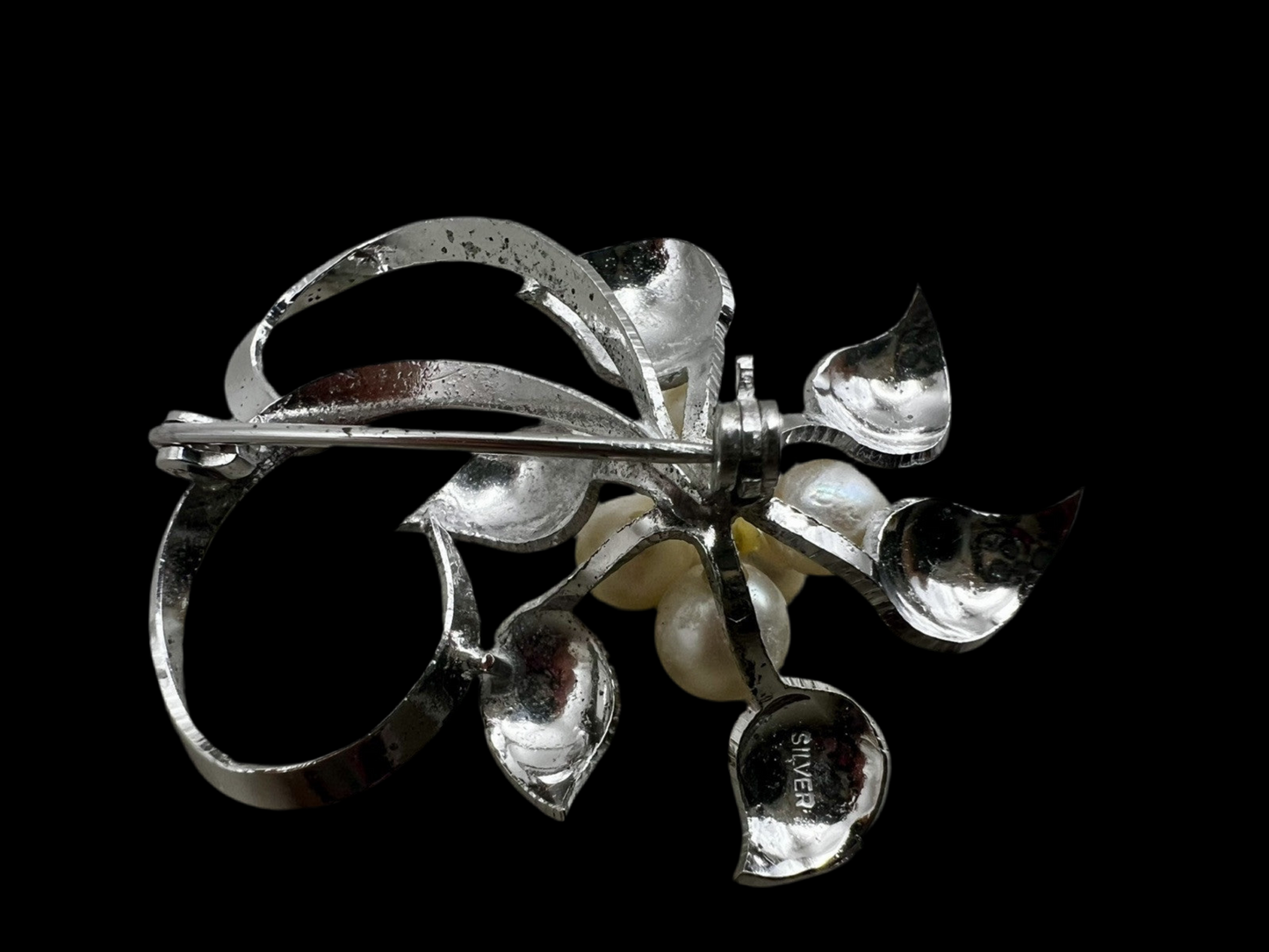 Vintage Pearl Brooch with 800 Silver Pinwheel Setting