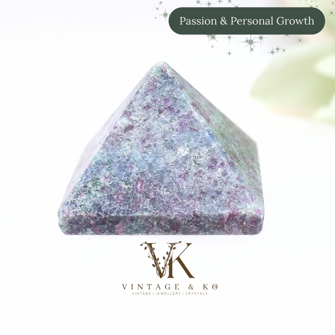 Small Ruby Fuchsite Pyramid |1.5cm