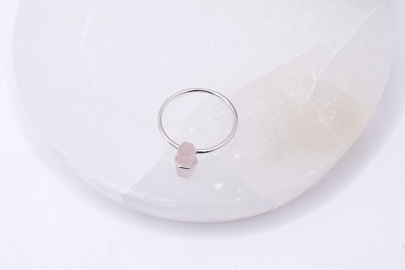 Minimalist 925 Quartz Crystal Ring – Rose or Clear Crystal – Gold or Silver Band – Sizes 5 to 7
