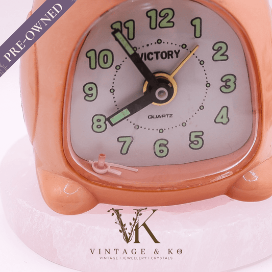 Rare Vintage Orange Chicken Victory Quartz Hat Alarm Clock Japan (Rare)