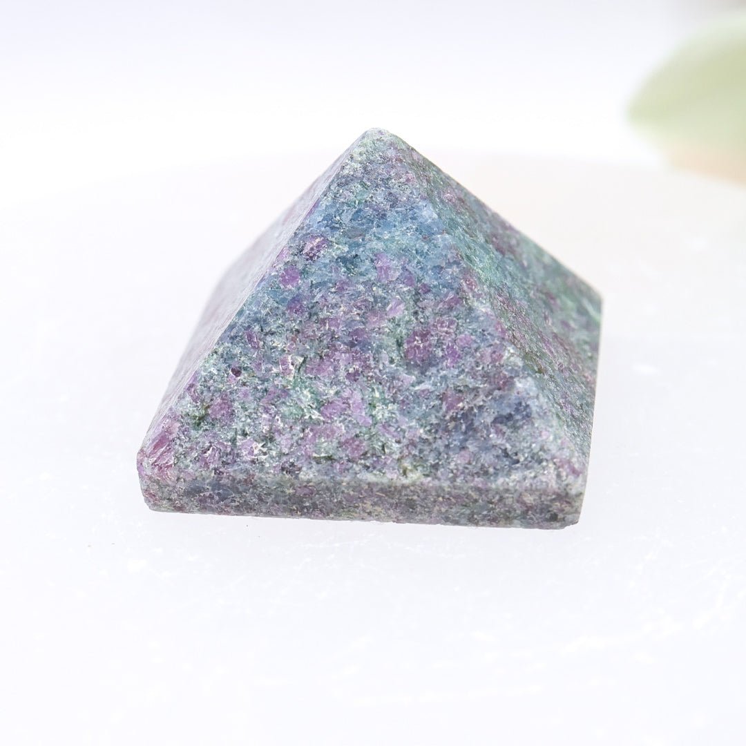 Small Ruby Fuchsite Crystal Pyramid Carving |1.5cm