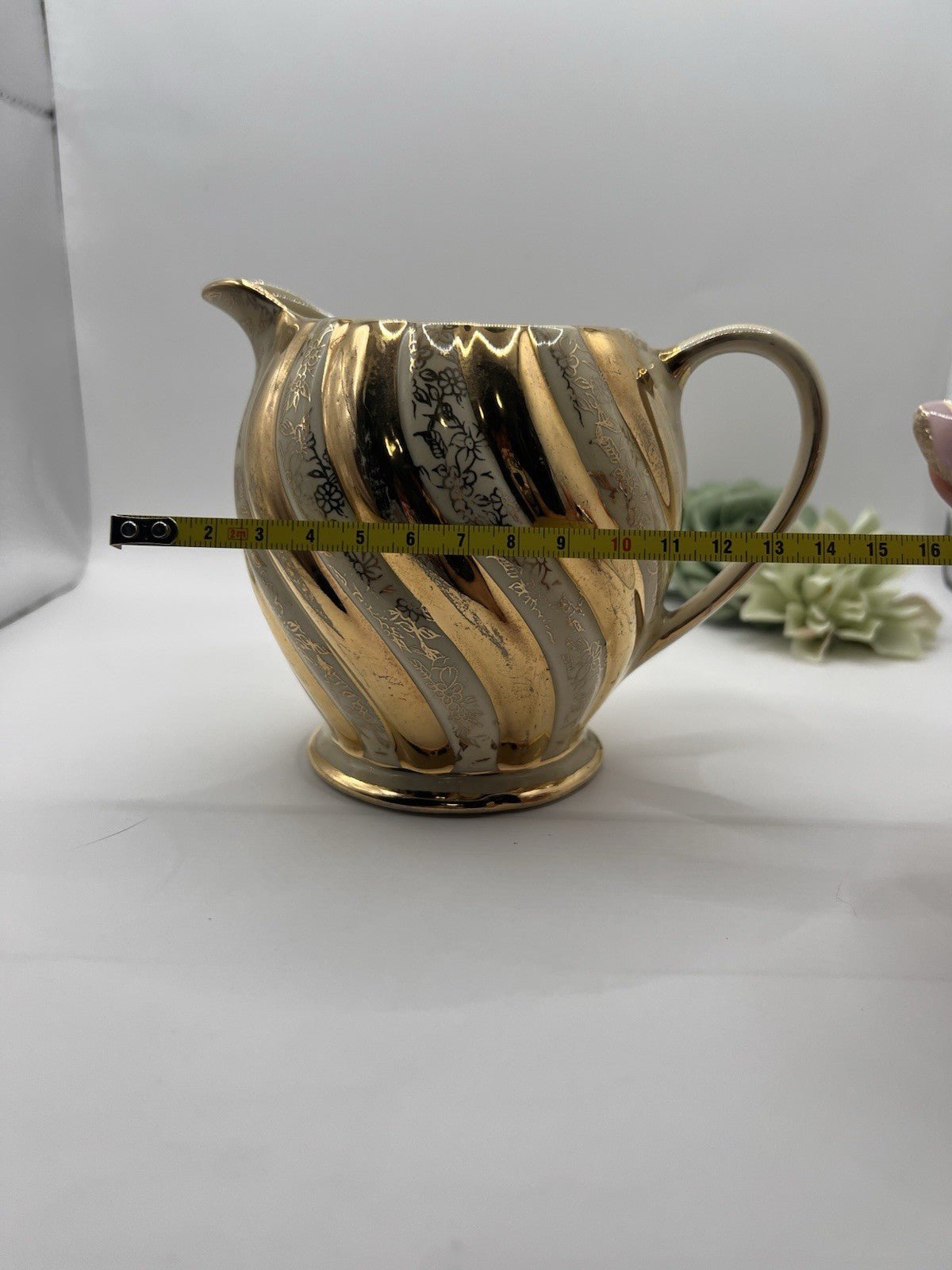 Vintage Sadler Lustreware Ivory & Gold Striped Creamer jug | 1539