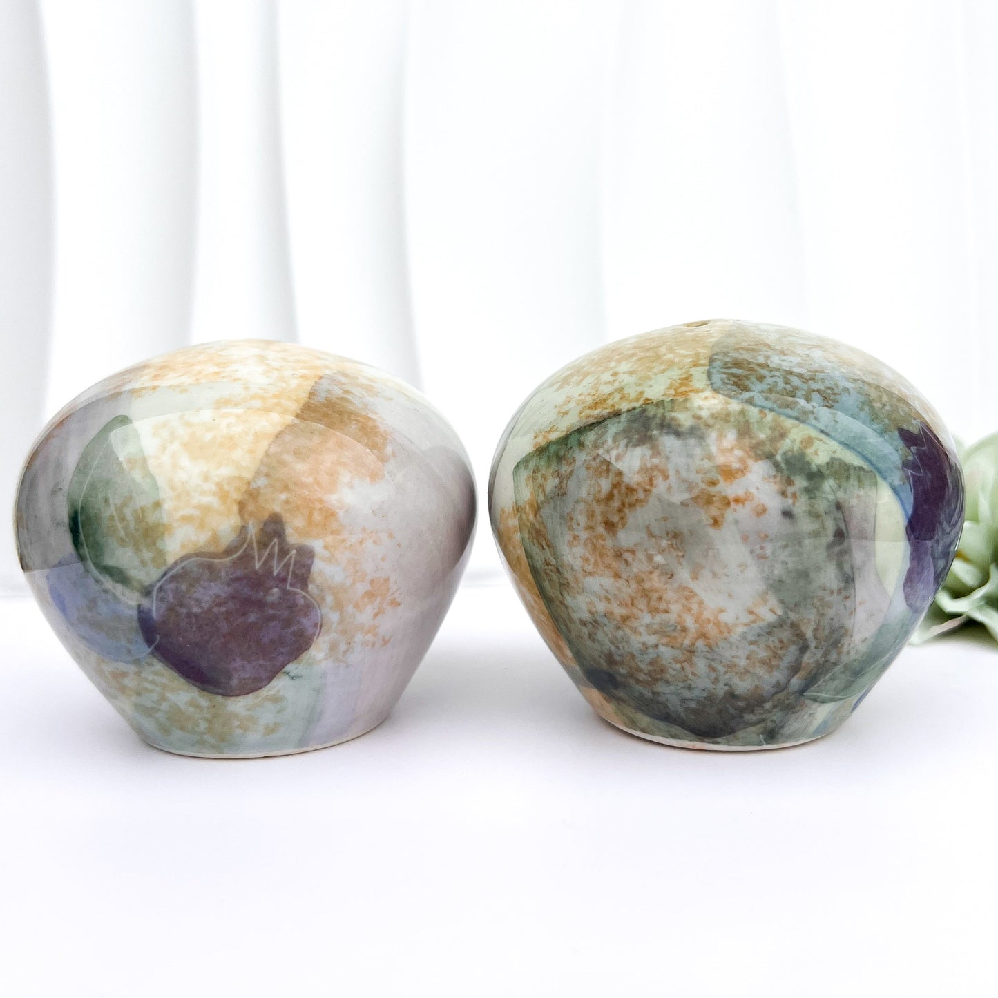 XL Robert Gordon Vintage Ceramic Salt & Pepper Shakers