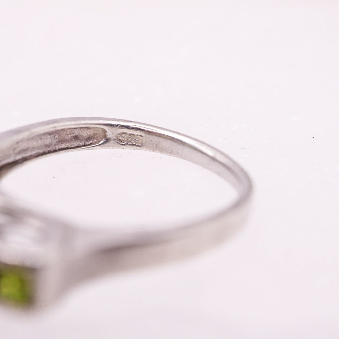 Y2K 925 Sterling Silver Green Stone Ring with Heart