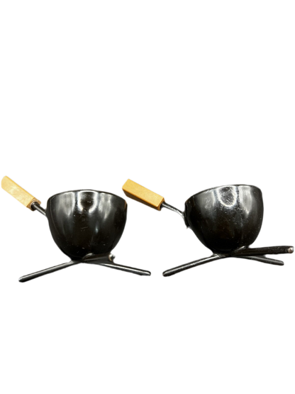 Rare Set Of 6 Tripod Egg Cups Mid-Century Modern, Retro Kitchen Accessories