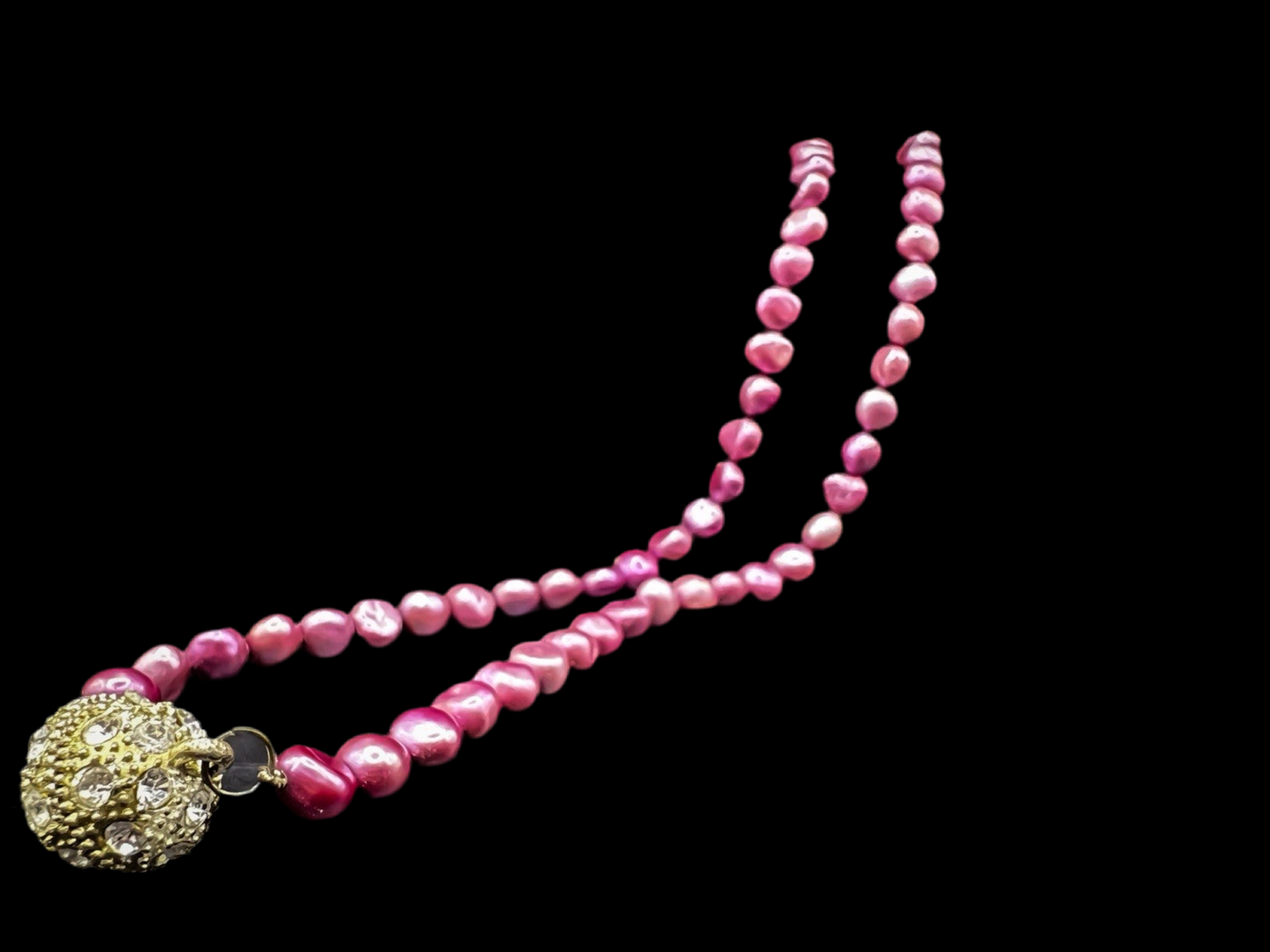 Unique Pearl Necklace Purple/Pink With Magnetic Clasp