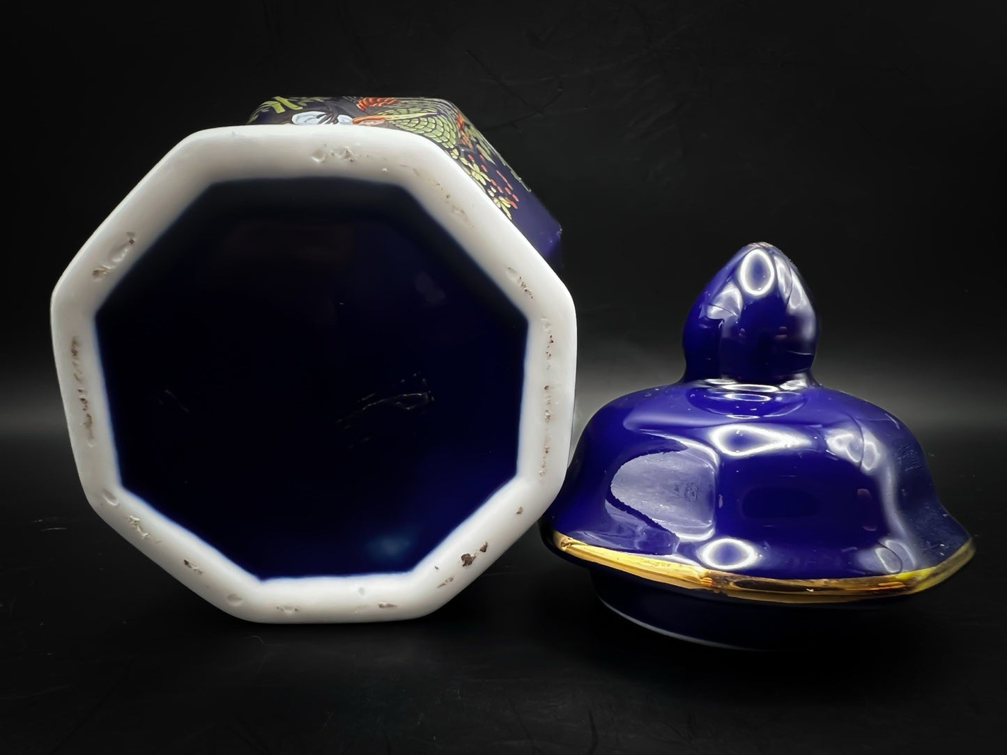 Chinese Blue Ginger Jar - Vintage Porcelain With Lid Hand-Painted Gold Trim