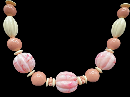1980’s Pink Avon Spring Burst Vintage Costume Jewellery Necklace