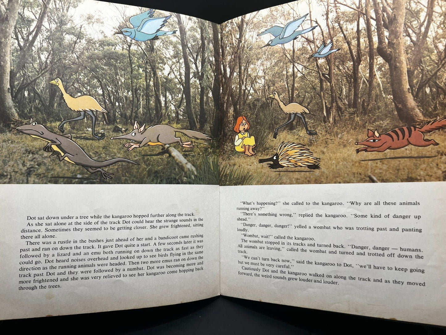 1977 Australian Children's Book Kangaroo Vintage Inscribed 1987 Rare Collectible