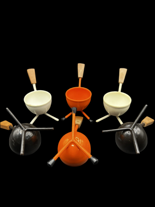 Rare Set Of 6 Tripod Egg Cups Mid-Century Modern, Retro Kitchen Accessories