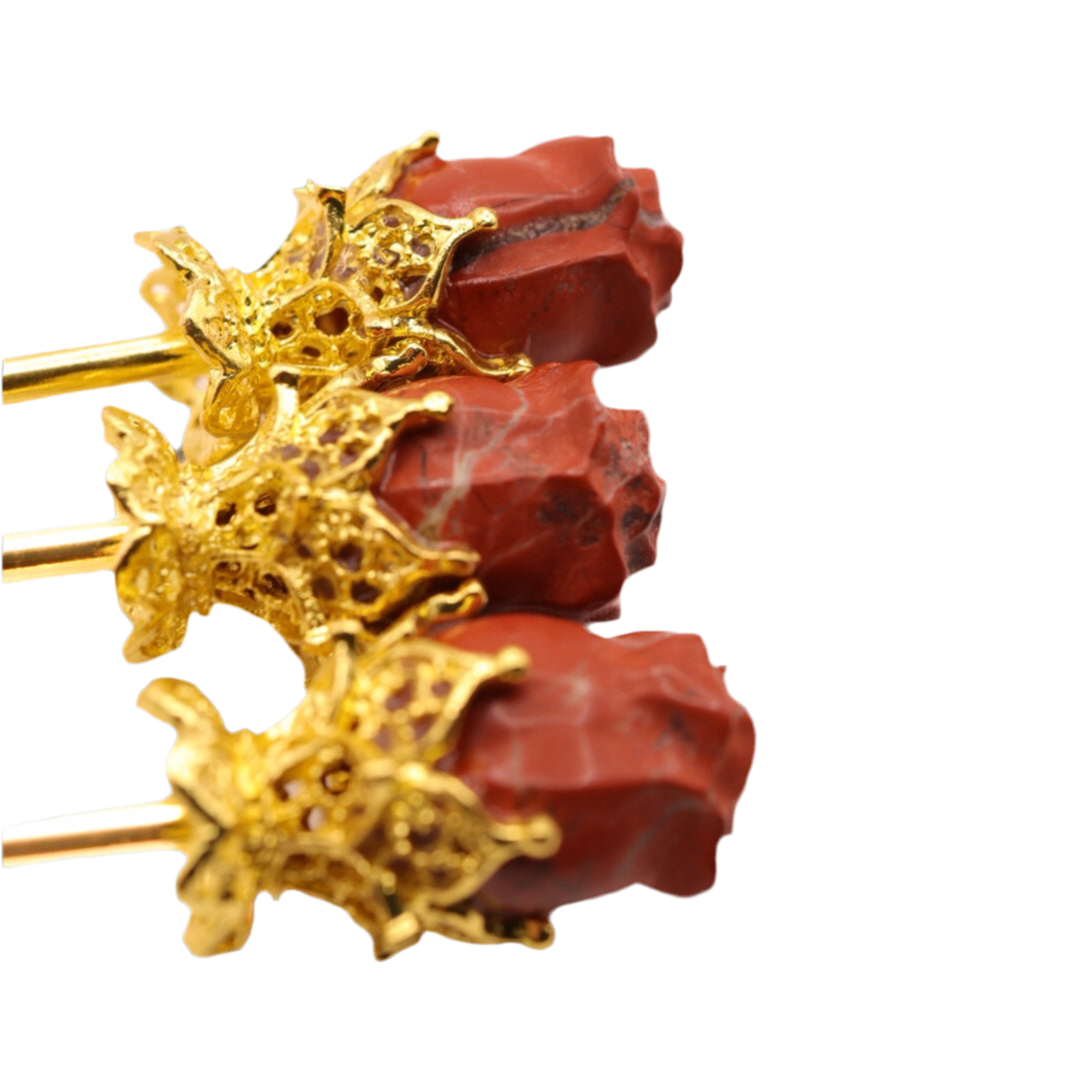 Single Red Jasper Rose Hair Stick – Elegant Golden Crystal Hairpin
