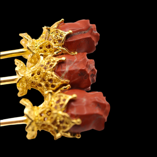 Single Red Jasper Rose Hair Stick – Elegant Golden Crystal Hairpin