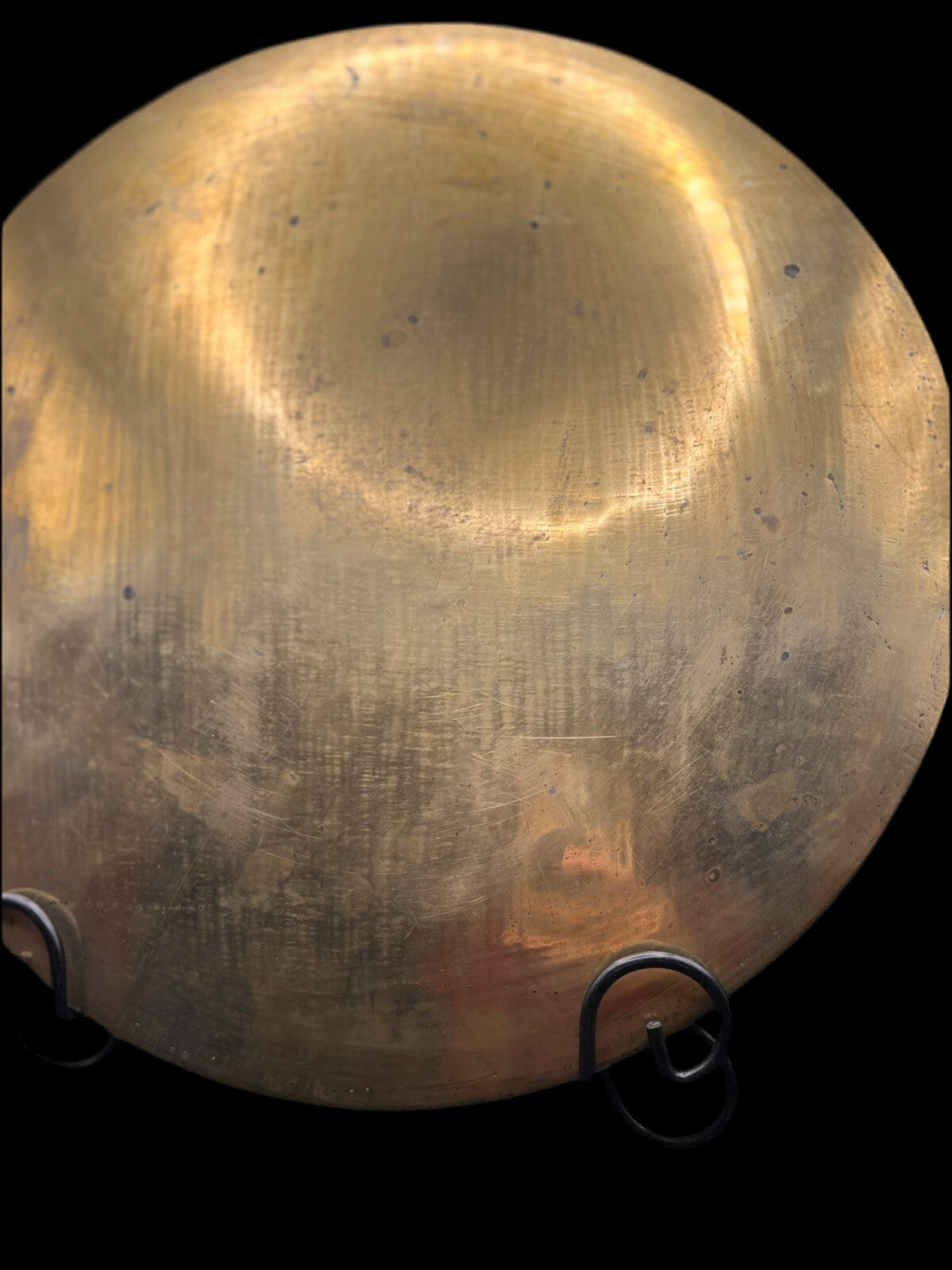 Vintage Asian Brass Tray – 38cm Raised Rim with Hand-Etched Motif & Timeworn Patina