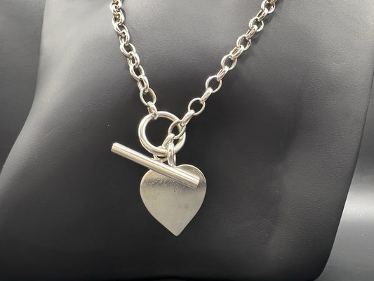 925 Sterling Silver Heart Necklace T-Bar Chain 20cm Closed Gift Women’s Jewelry