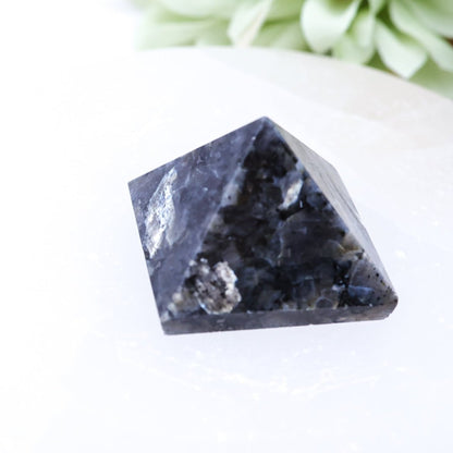 Small Larvikite Pyramid - With Flash | 1.5cm