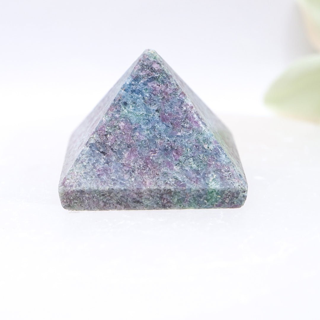 Small Ruby Fuchsite Crystal Pyramid Carving |1.5cm