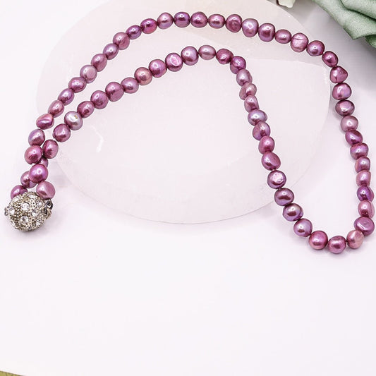 Unique Pearl Necklace Purple/Pink With Magnetic Clasp