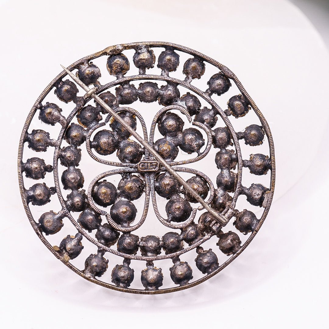 Vintage Round Clover Shaped Brooch With Clear Stones - Stamped Gilt