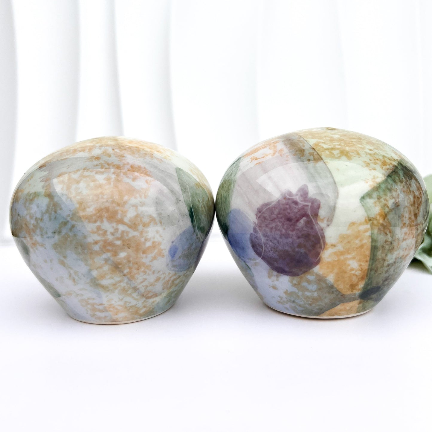 XL Robert Gordon Vintage Ceramic Salt & Pepper Shakers